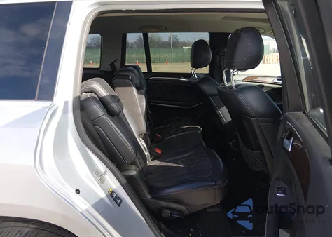 2013 Mercedes-Benz Gl 450 4Matic z USA, uszkodzony, nr VIN 4JGDF7CE2DA243031